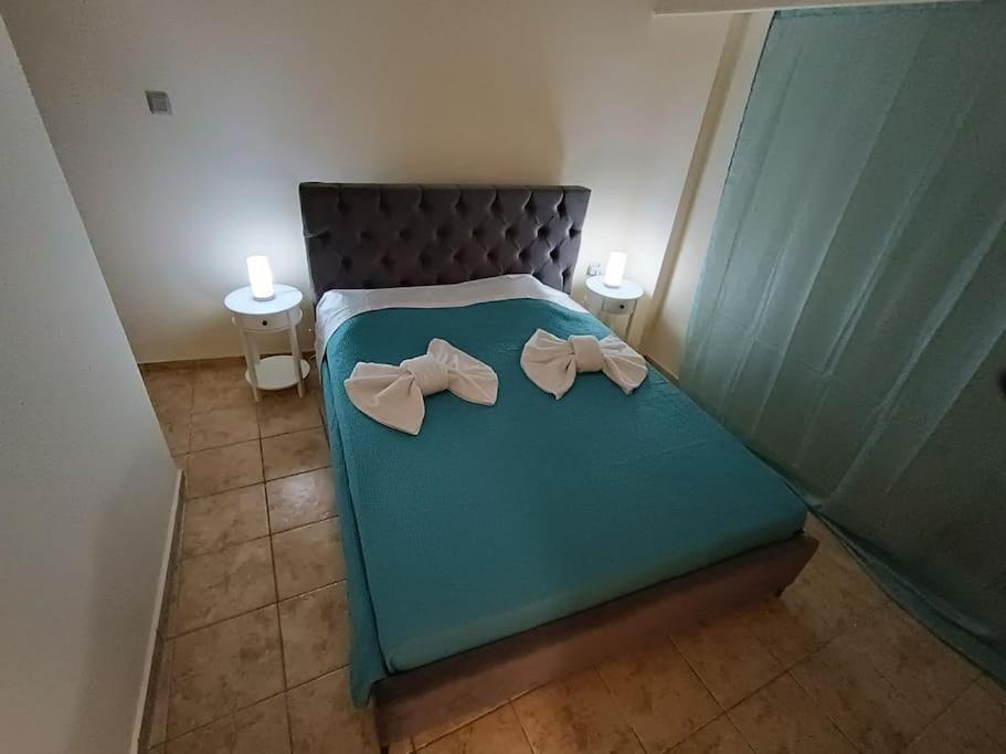 Athens Sky Suites 1 Pireus Exteriör bild