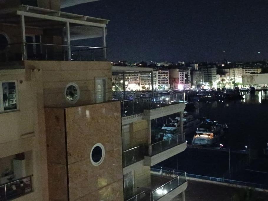 Athens Sky Suites 1 Pireus Exteriör bild